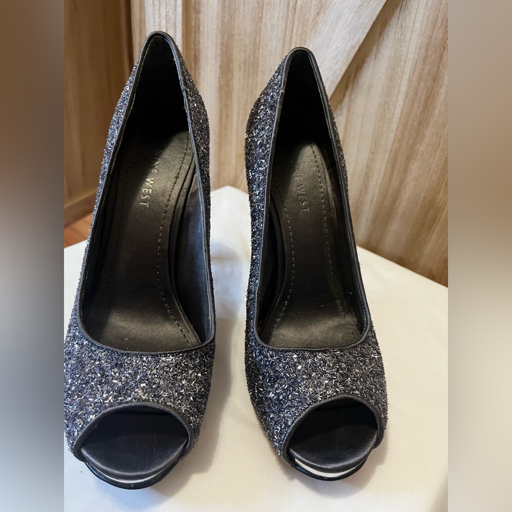 Women's shimmery heels